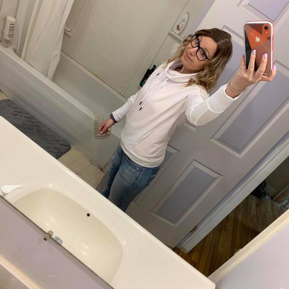 Meet your Posher, Kirsten - Picture 1 of 1